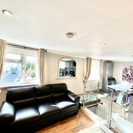 Modern Stylish Apartment At Brighton Station מראה חיצוני תמונה